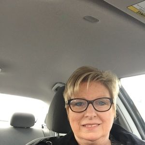 Meet your Posher, Regina